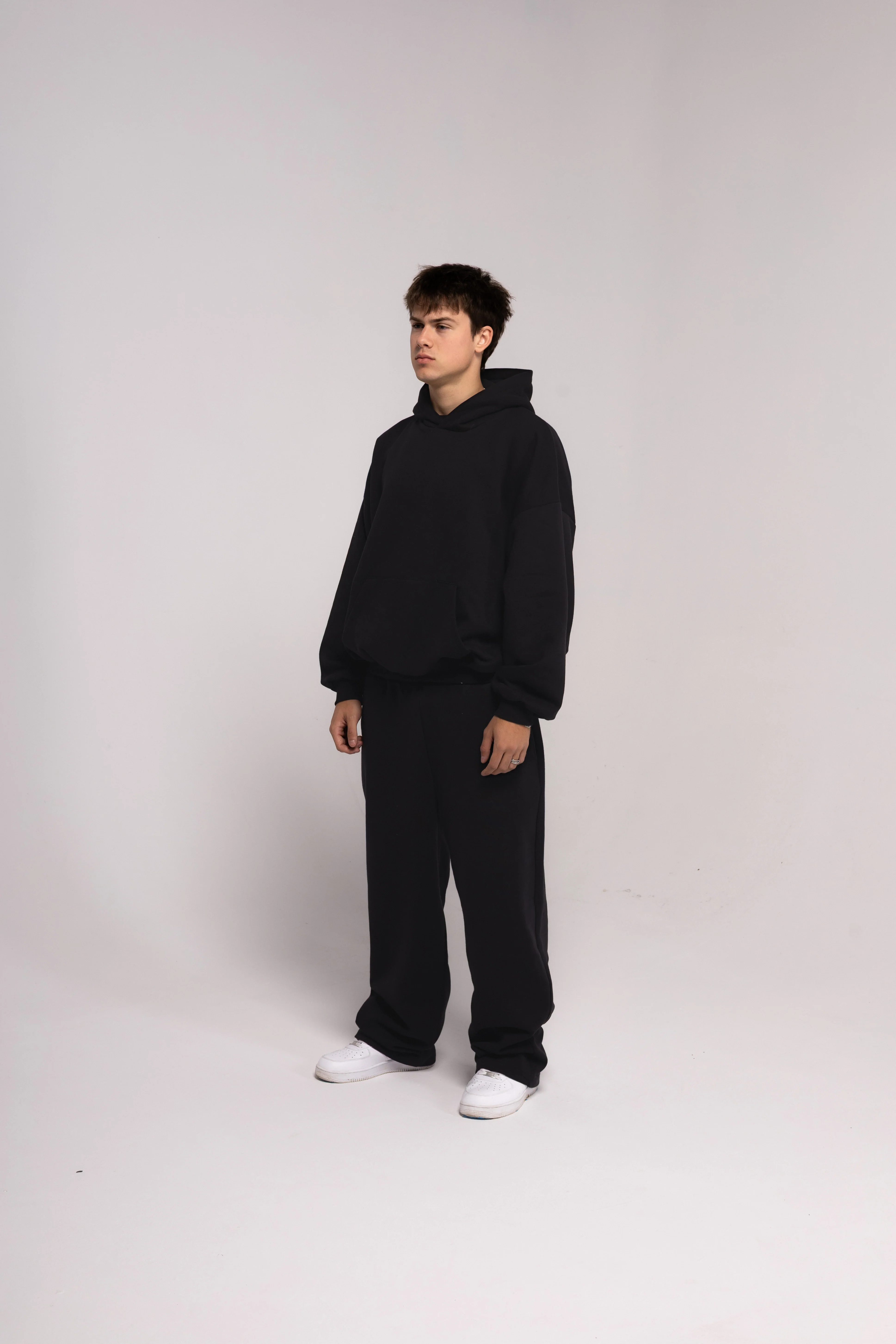 Noir Basic Baggy Hoodie - Image 4